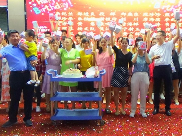 太阳集团光电的《2019年上半年度颁奖典礼》