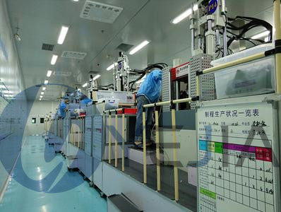 太阳集团光电10万级无尘生产检验